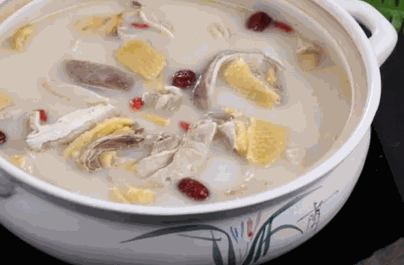 庞三岁猪肚鸡火锅