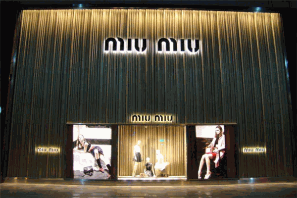miumiu包包