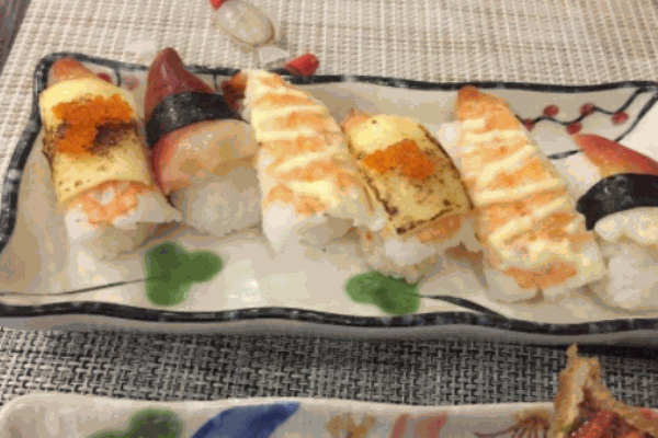 鱼本鲜寿司日式便当