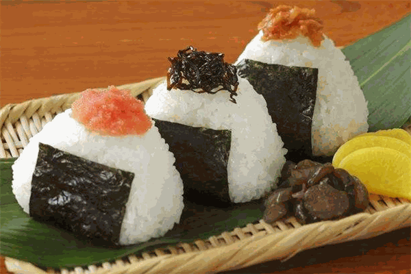 泰泰饭团
