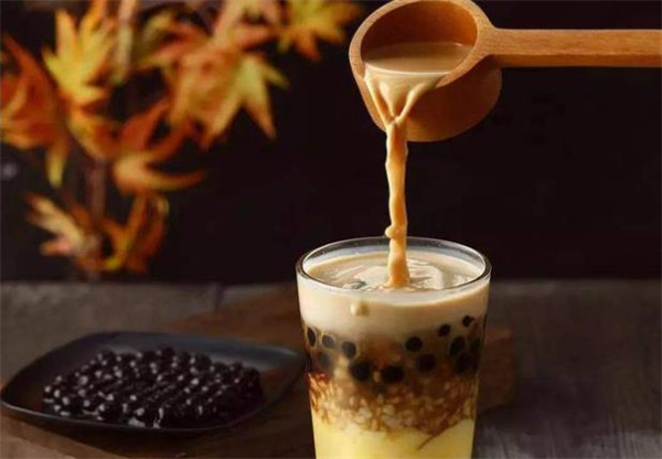 黑茶奶茶