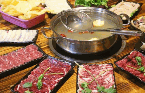 蓝小悦新派牛肉火锅