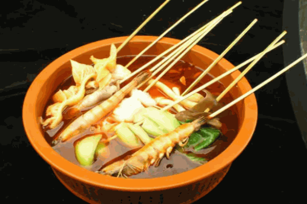 麻辣宣告串串香