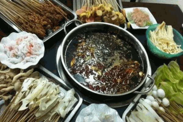 明娃串串香