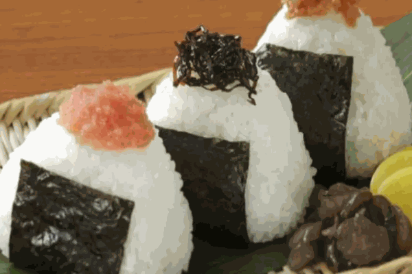 吕小包饭团