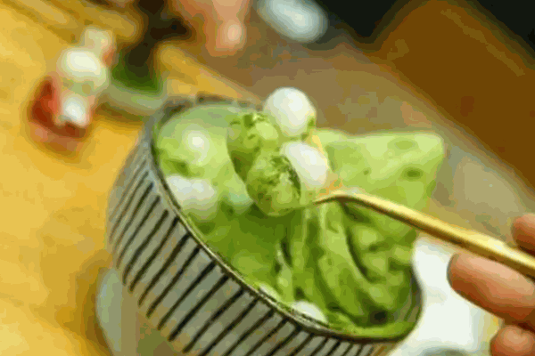 轻木隐石