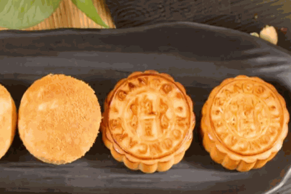 利男居月饼