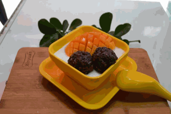芒果爱上椰甜品