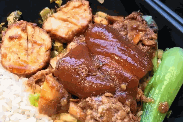 魔火卤鲍汁热卤饭