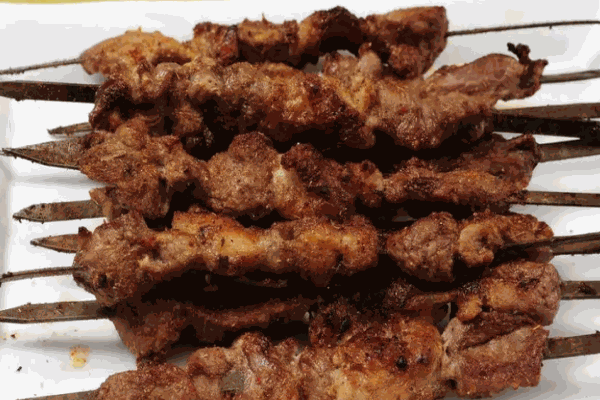 阿力木烤羊肉串