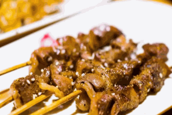 馋嘴小腰