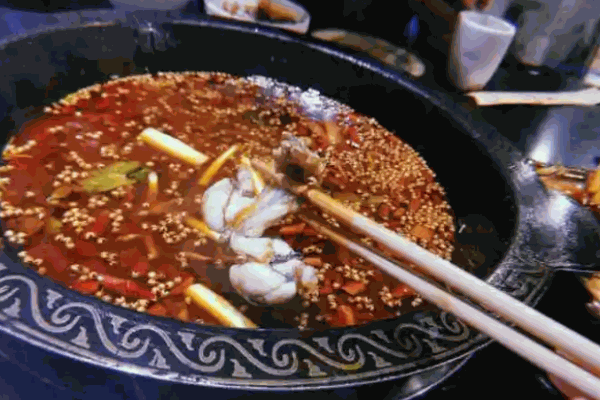 友久佳美蛙鱼头