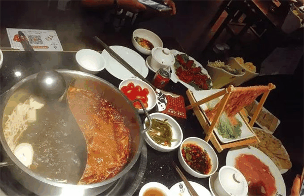 味蜀吾老火锅