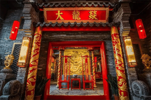 大龙燚