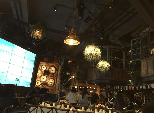 胡桃里音乐餐吧