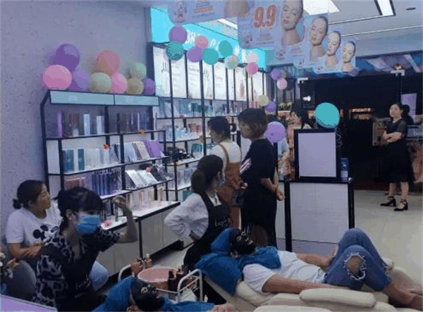 百黛天娇化妆品