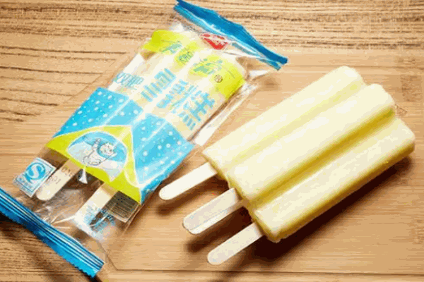 美登高冰淇淋