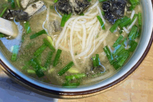 沐小芸乌鸡米线