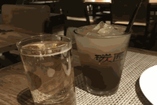 碳匠音乐餐厅酒吧