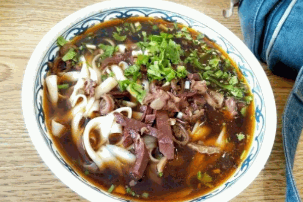老四老五刀削面