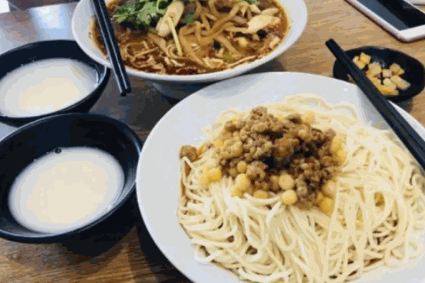 爱腌面馆