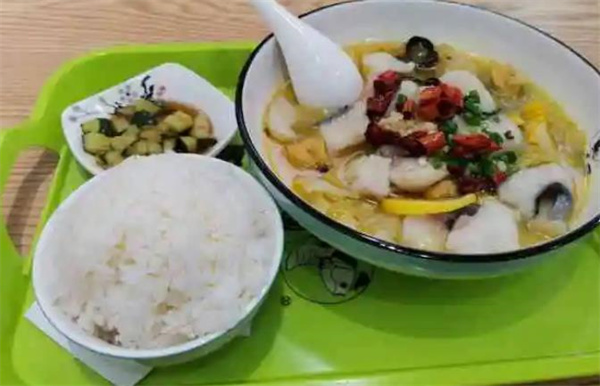 小鱼号酸菜鱼米饭