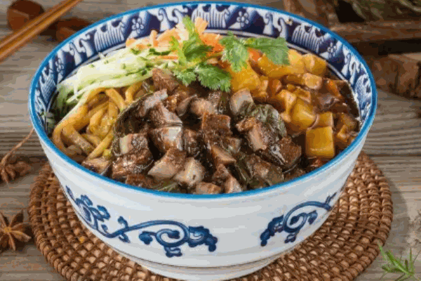 程一碗耙牛肉面