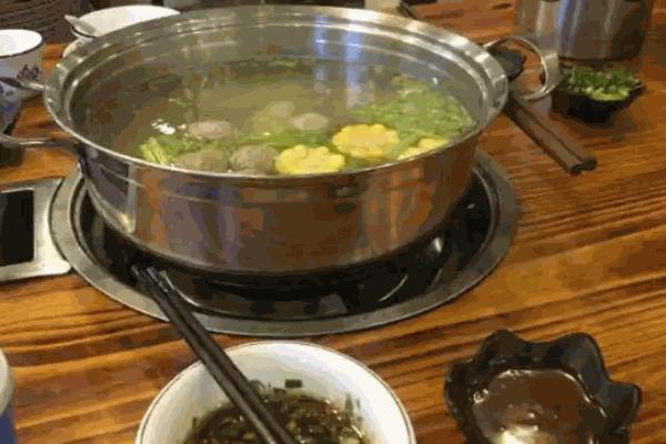 砂里波记火锅