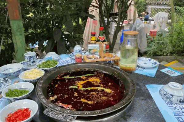 半山坡火锅