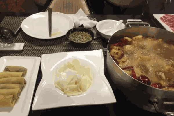 烁烁港式料理火锅