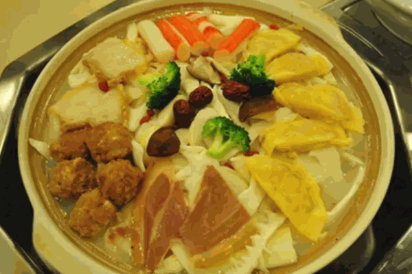 汤华式骨头王火锅