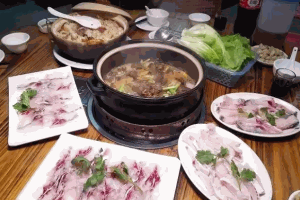 鱼羊捞火锅