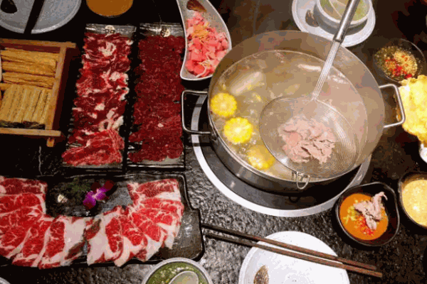 伍潮汕头鲜牛火锅城