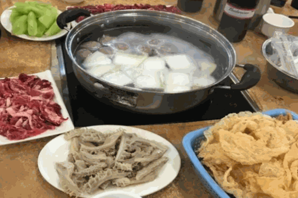 天成牛肉海鲜火锅
