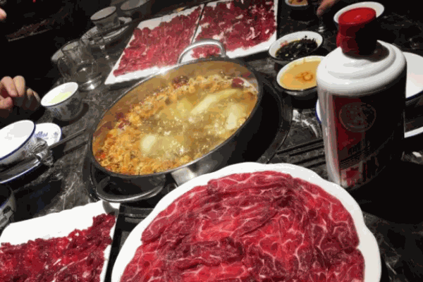 牛皇城潮汕牛肉火锅