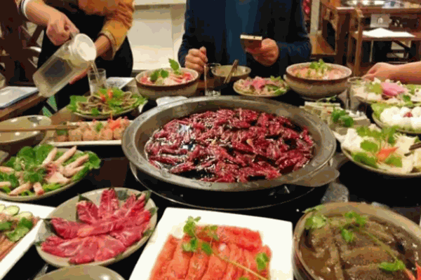 翘巴渝火锅