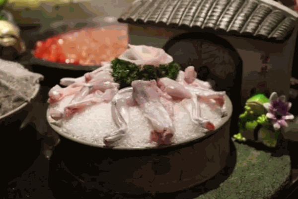 白房子老火锅