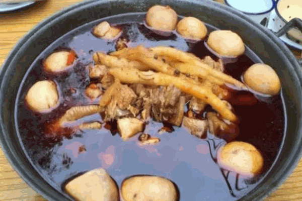 鸿兴火锅红顶烧鸡公