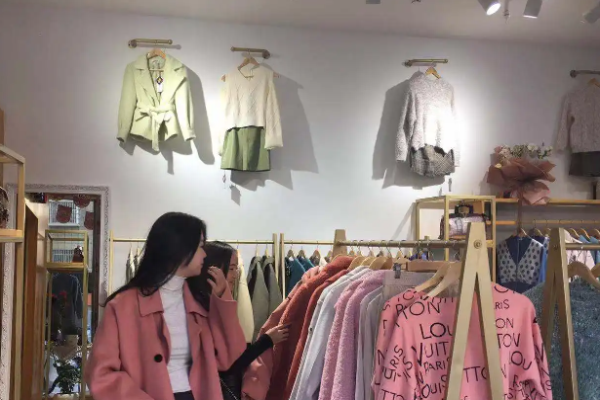 铿锵玫瑰女装