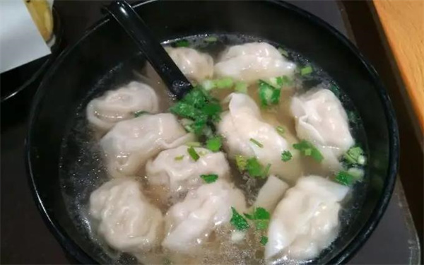 满宝馄饨