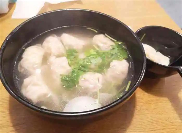 满宝馄饨