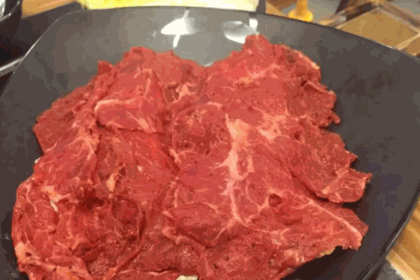 七哥鲜牛肉火锅
