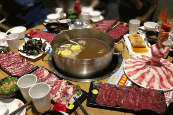 牛翻天潮汕牛肉火锅