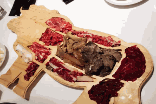 星夜牛汕头牛肉火锅