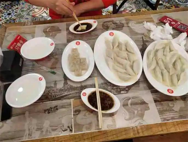 清和传家饺子