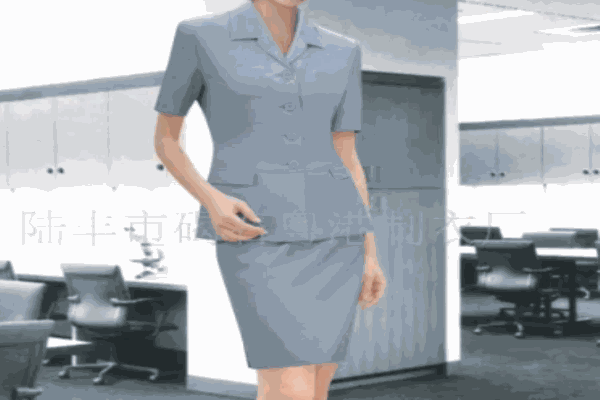 迎政女装