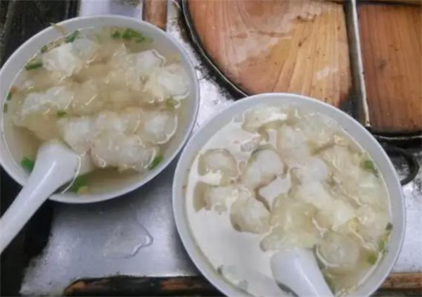 小挑馄饨