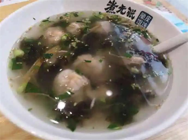 煮元张脆皮馄饨