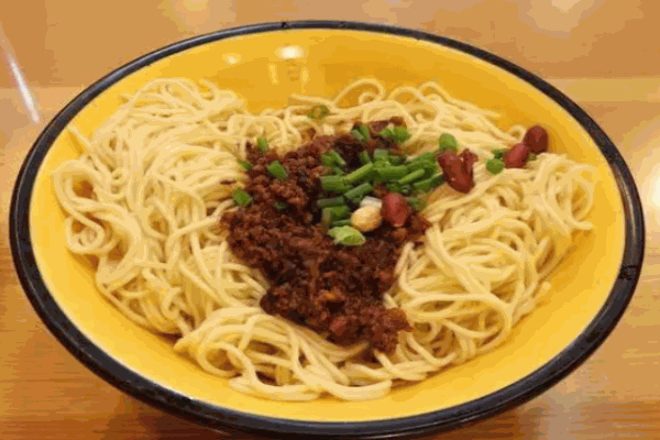 大竹杂酱面