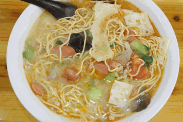 正居鲜面